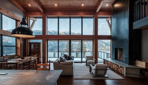 Luxe Modern Timberframe - Iconic Panorama Views with AC in Nelson