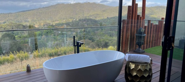 Luxurious Villa at On Eagle Wings Mountain Retreat & Spa with Breakfast Included