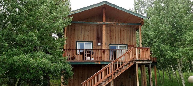 Mountain Cabin boasting several outdoor amenities for all seasons