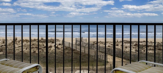 Ocean Front - 3 Bedroom w/2 King Rooms - Amazing Views - Perfect for Families!