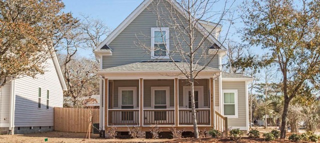 Piddle Estates 1 by Oak Island Accommodations