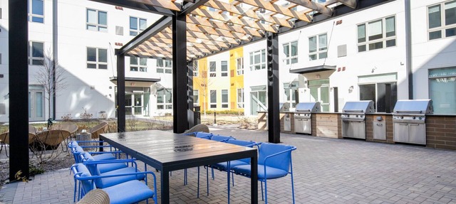 Premium Arlington Heights 1BR w/ Gym & W/D, near I-90, by Blueground
