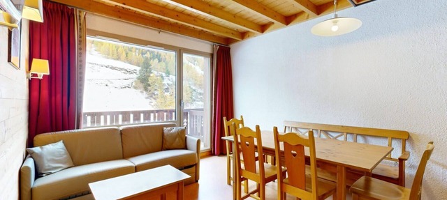 Résidence Les Arolles – La Plagne 1800/Large Family Lodge 11p