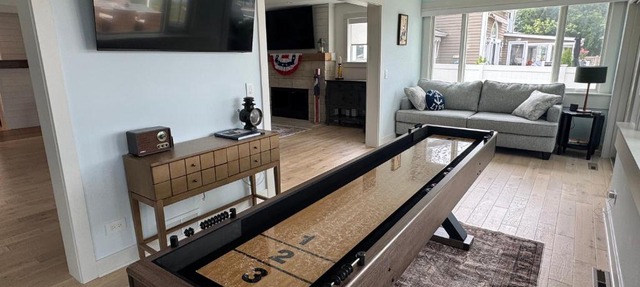 Riverfront Entertainment Haven in McHenry
