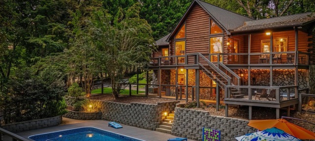 Riverfront Log Cabin: Pool, Hot Tub, Disc Golf, Fire Pit, Adventure Tower in Mount Airy