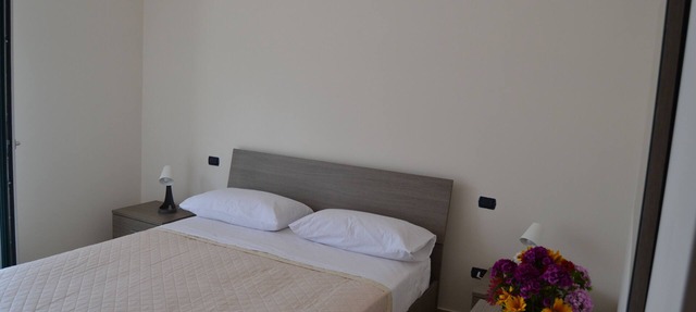 Room in a shared house in the mountains, a few miles from Sorrento and Amalfi