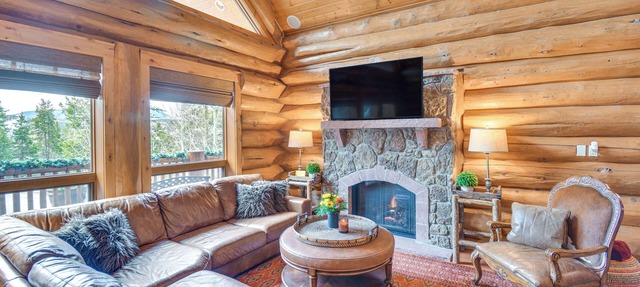 Sauna & Hot Tub: Mtn-View Retreat in Silverthorne!