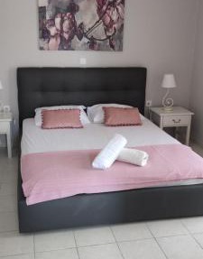 SIMPLICITY in Marmari