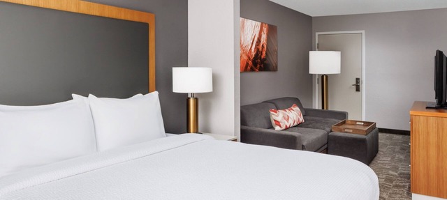 Springhill Suites by Marriott Warwick in West Warwick