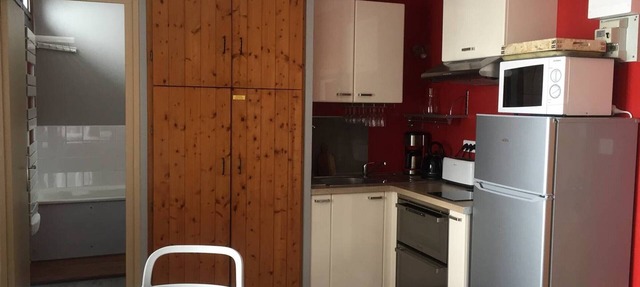 Studio for 4 with elevator, free parking, and direct access to slopes in Arette
