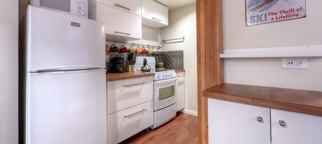 Studio Getaway close to the slopes! in Mount Crested Butte