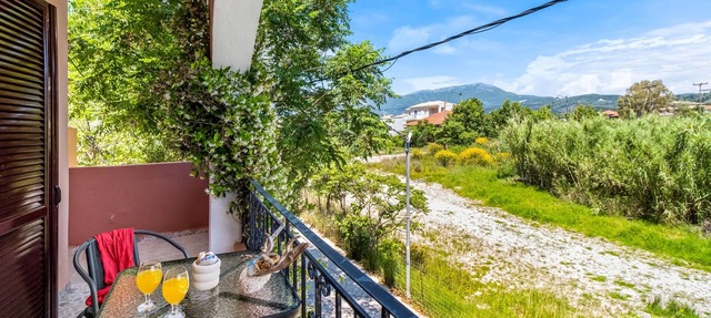 Studio "Phaephon" with Sea View, Garden & Wi-Fi in Lefkada