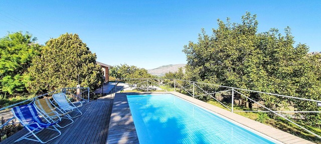 Stunning private villa for 6 people with private pool, A/C, WIFI, TV, terrace and pets allowed