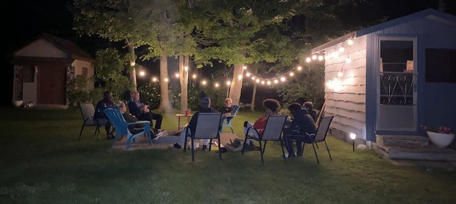 Summer weeks available, 90 mins from Toronto in beautiful Balm Beach in Tiny