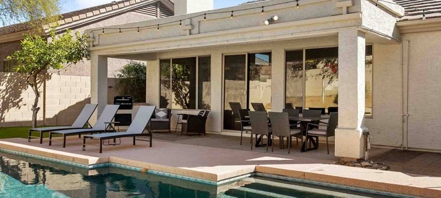 SWSS Upscale Kierland 4BR Retreat | Heated Pool, Outdoor Living, Gourmet Kitchen & Fire Pit