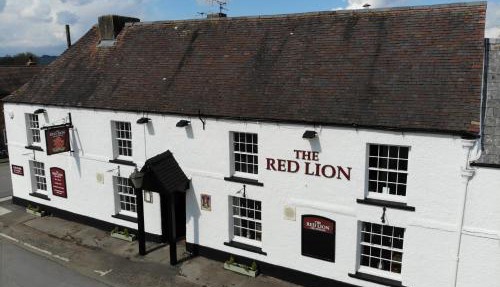 The Red Lion Arlingham