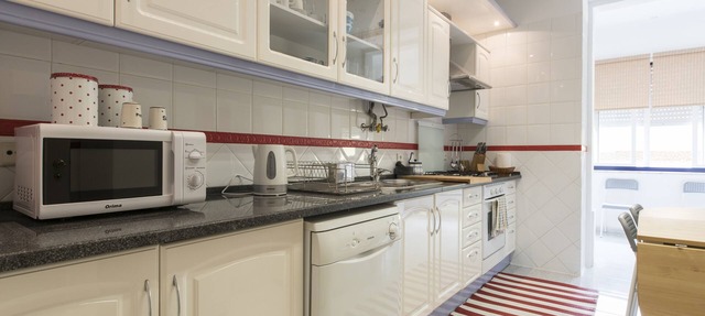 Typical, family apartment with terrace for up to 8 people.