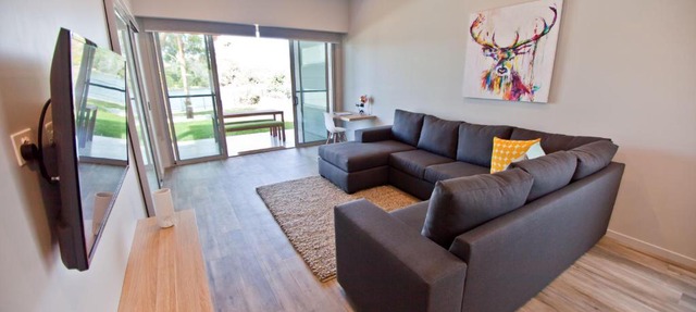 Waterfront Apartments in Devonport
