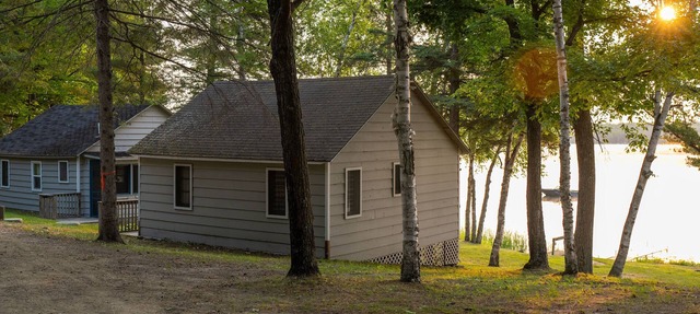 Webb Lake, Hackensack, Northern MN - 2 Bedroom, Sleeps 4 - Cabin #2 Blue Water in Hackensack